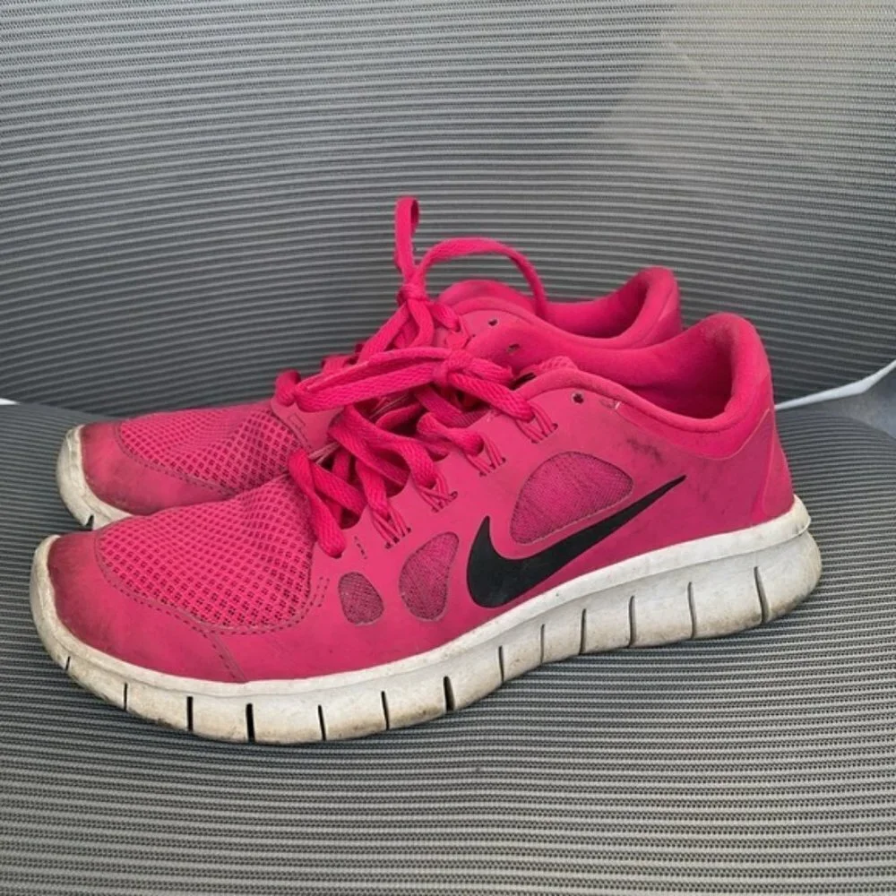 VGC Nike Free 5.0 Runners - Size 5Y